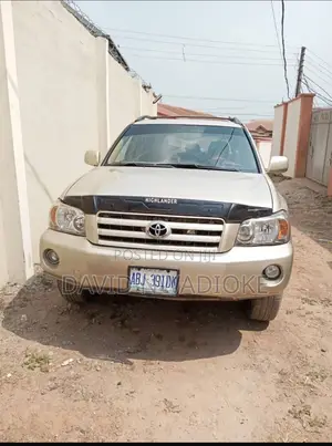 Photo - Toyota Highlander 2007 Gold