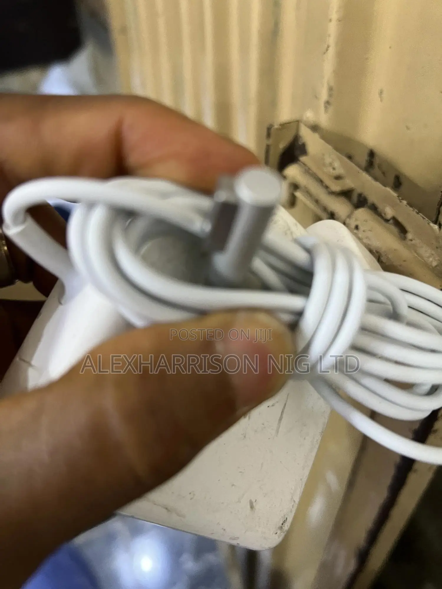 Apple Safe 1 85w Charger