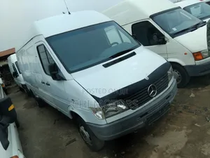 Mercedes-Benz Sprinter 2006 White