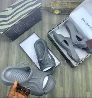 Balenciaga Pam