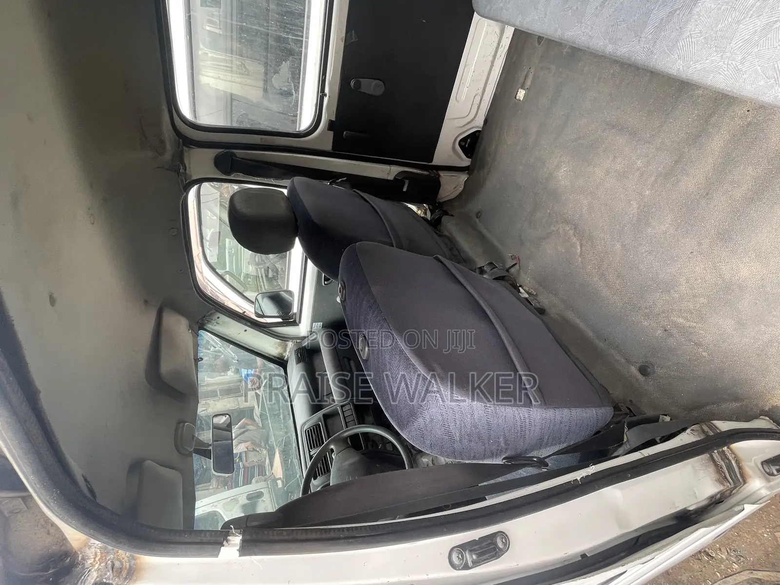 Suzuki APV Minibus 2010 Silver
