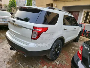 Ford Explorer 2012 White