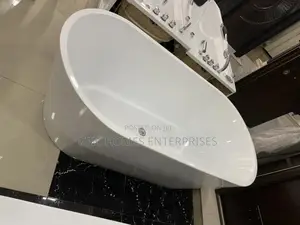 Oval Acrylic Bathtub