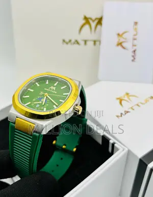 Photo - *Maturri Rubber Waterproof Wristwatch