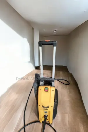 Herkules Hc160 Pressure Washer With Inbuilt Soap Container