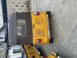 TVS King Cargo 2023 Yellow
