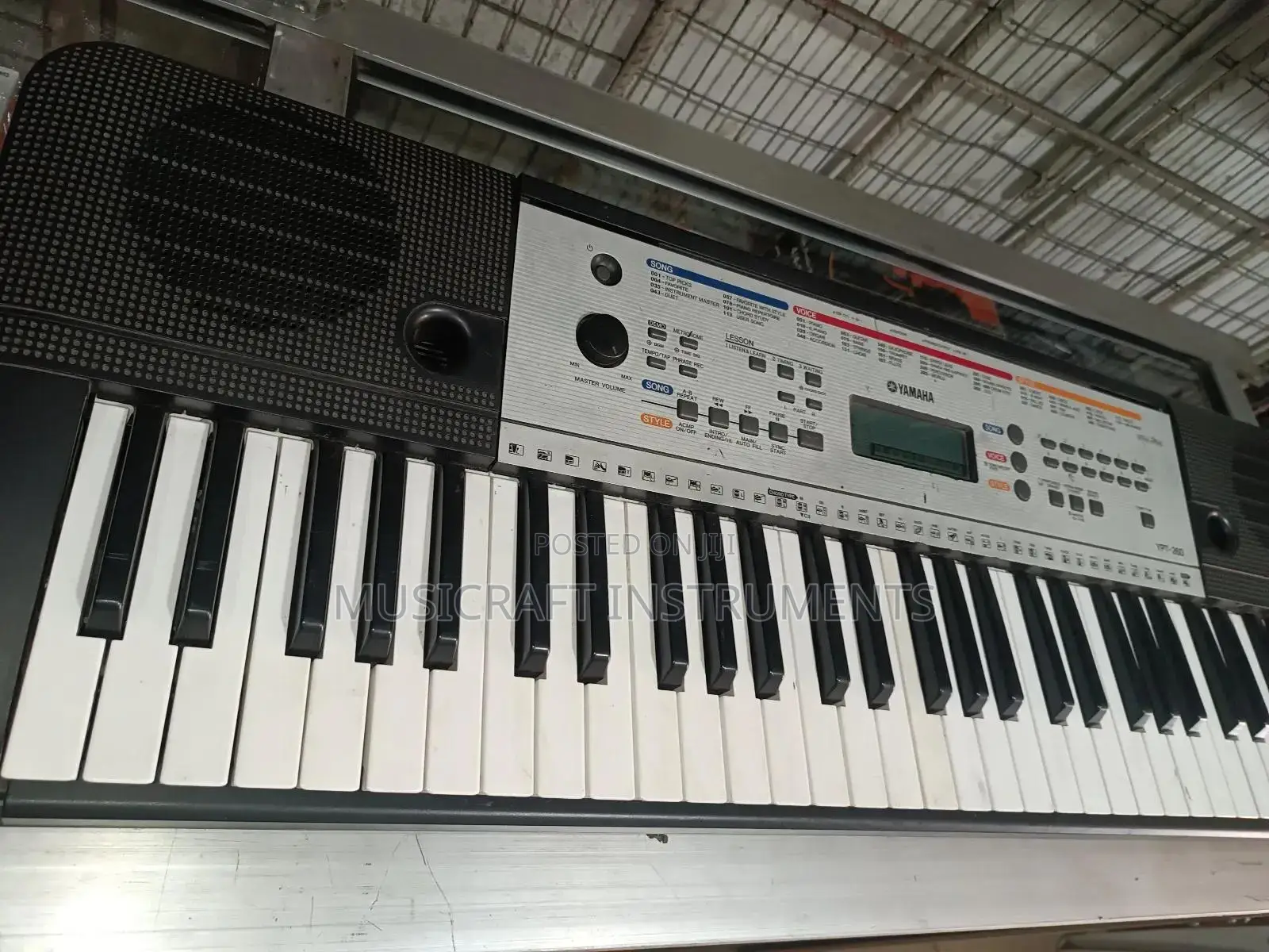 Yamaha Ypt 260