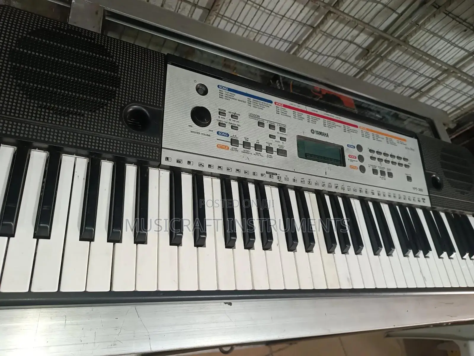 Yamaha Ypt 260