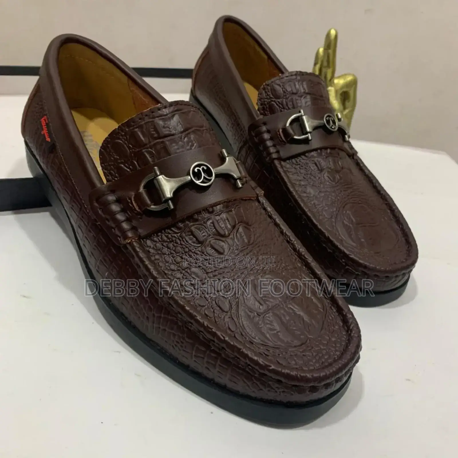 Ferragamo Loafers Shoe