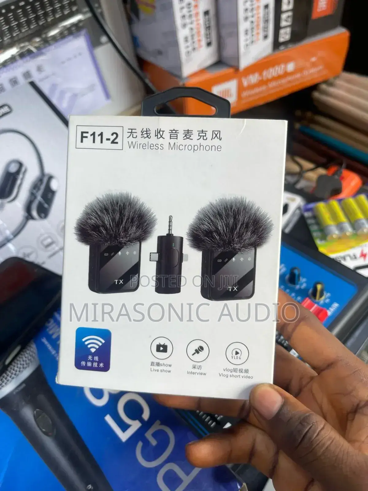 F11-2 Smartphone Wireless Microphone Connector 3 In 1