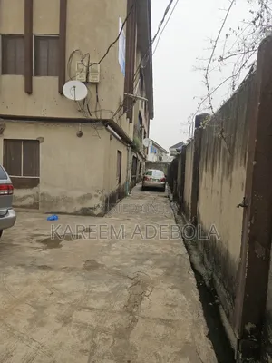 Furnished 3bdrm Block of Flats in Unity Close, Berger for rent