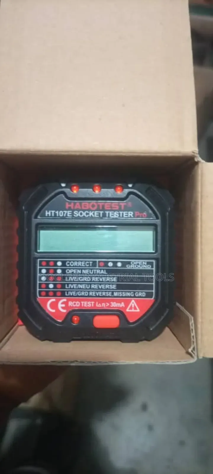 Digital Socket Tester