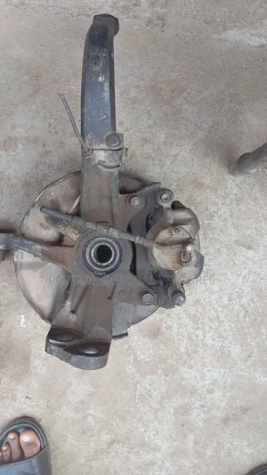 Front Hurb Mazda 6