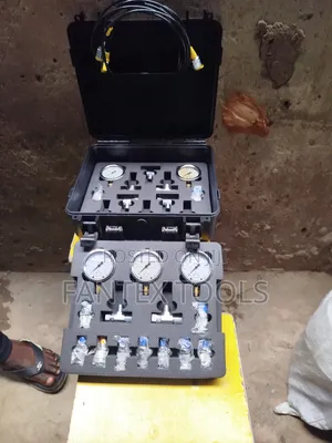 Hydraulic Pressure Gauge Kit.