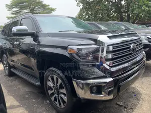 Toyota Sequoia 2013 Black