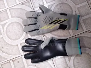 Goalkeeper Glove High Quality Professional