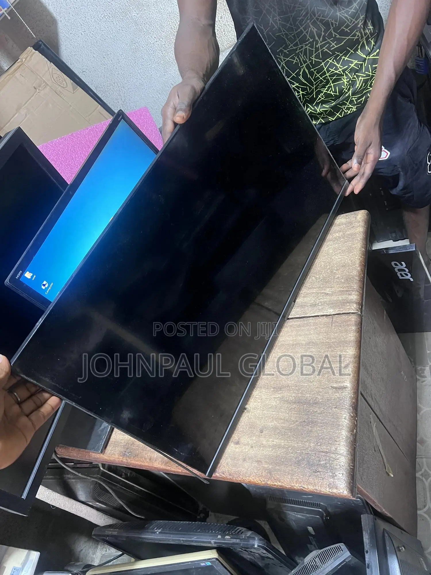 Smart Monitor 32inches