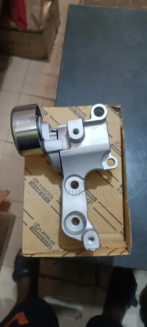 Belt Adjuster Is250 2015- 2018