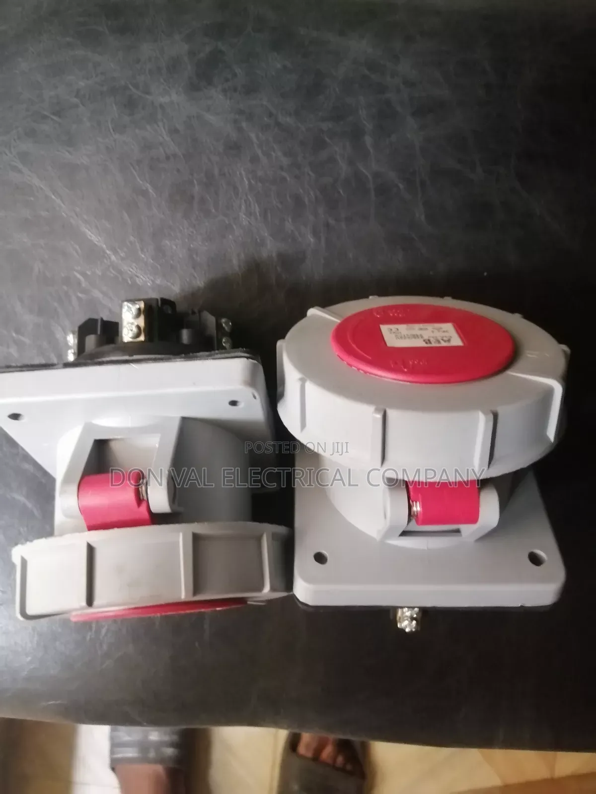 63amps 4pins Panel Mounted Socket Industrial