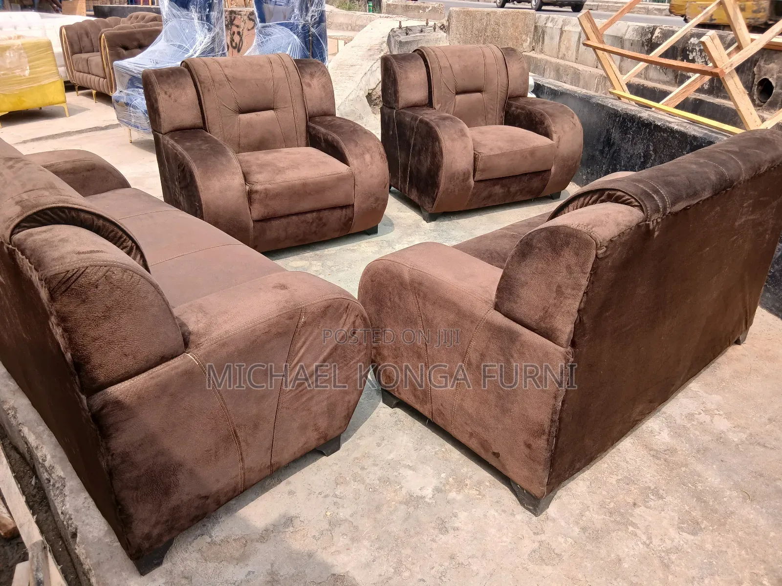 Beautiful P Hand Sofa