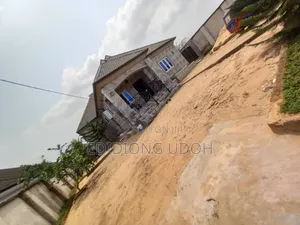 4bdrm Bungalow in Ekpri Nsukara Off for sale