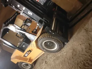 Fork Lift 10tons