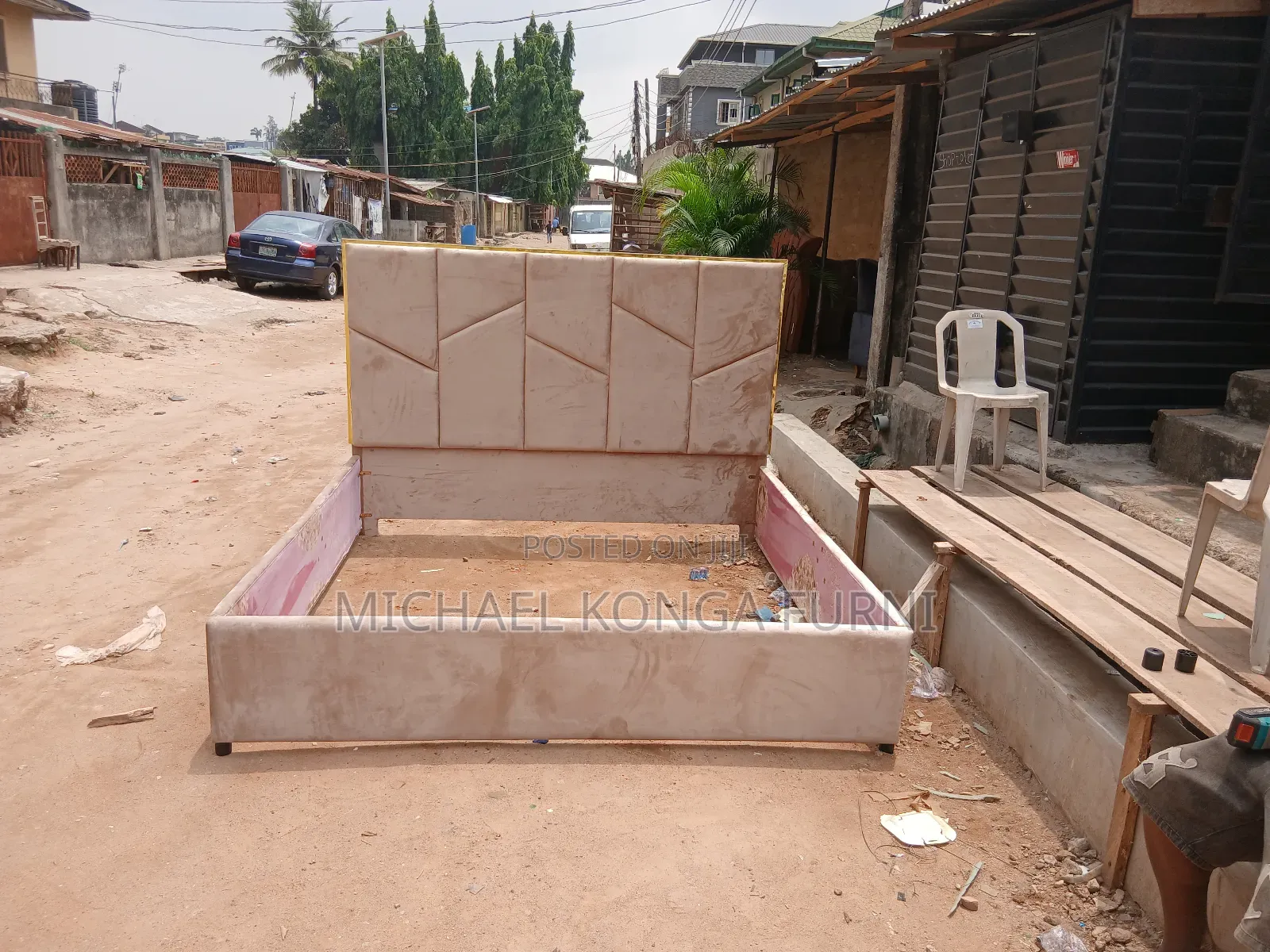 7b7 Bedframe
