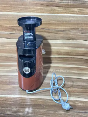 Hurom Slow Juicer