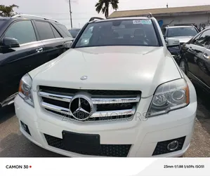 Mercedes-Benz CLK 2012 White