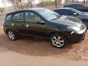 Photo - Toyota Matrix 2004 Black