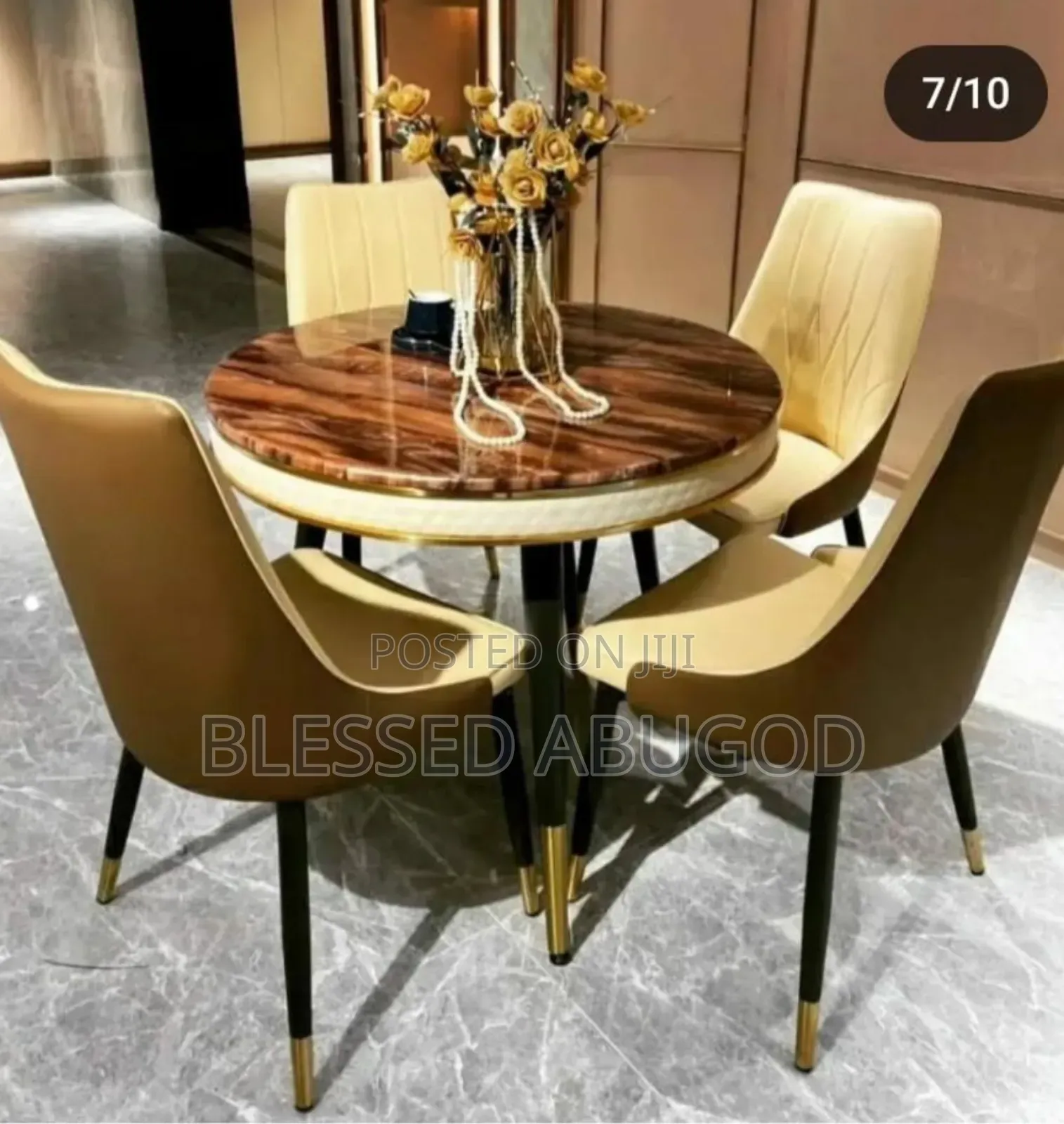 Executive Round Dining Table With 4 Chair
