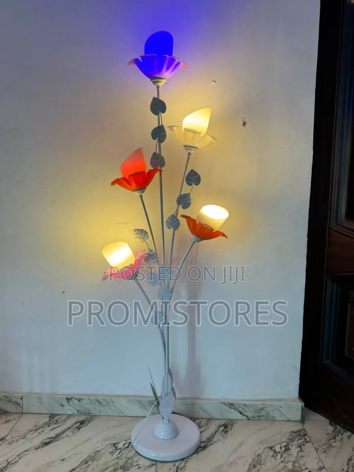 Nordic Acrylic Flower Shape Floor Lamp