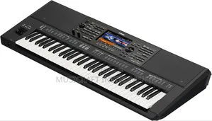 Yamaha PSR Sx720