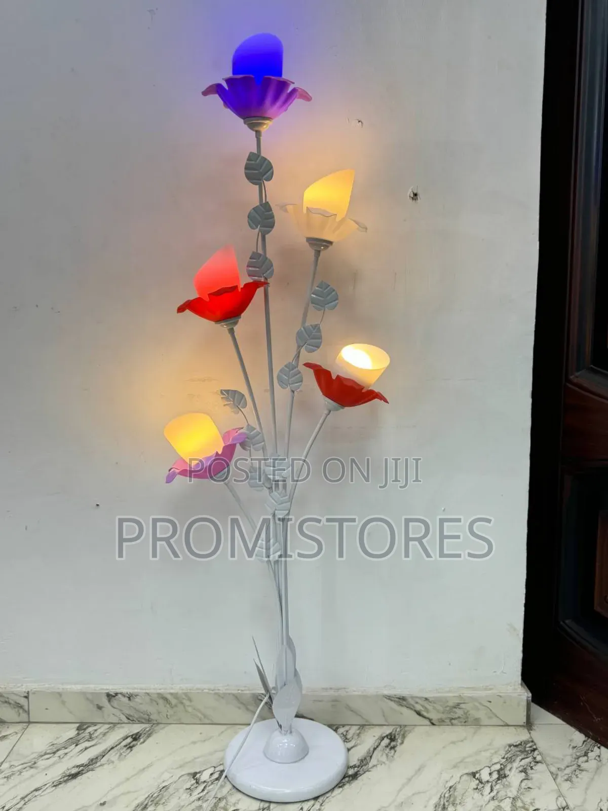 Nordic Acrylic Flower Shape Floor Lamp