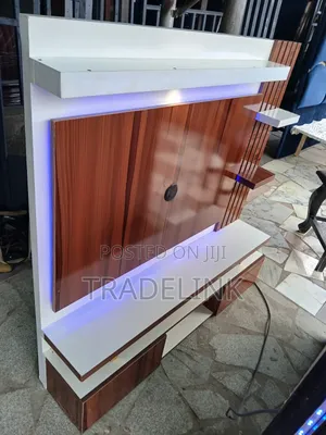 White Top Tv Console