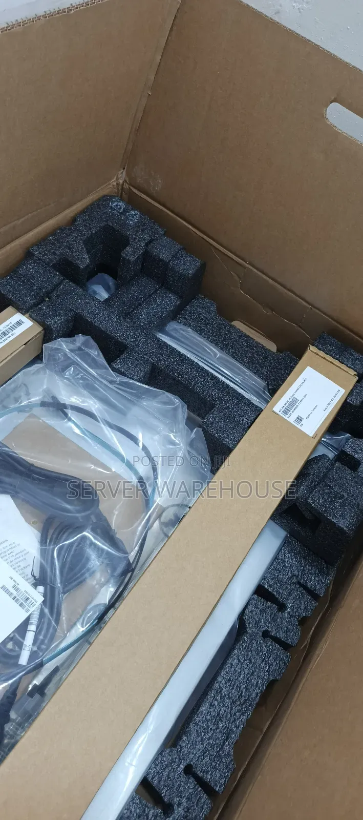 New Server HP ProLiant DL360 Gen10 64GB Intel Xeon HDD 4T