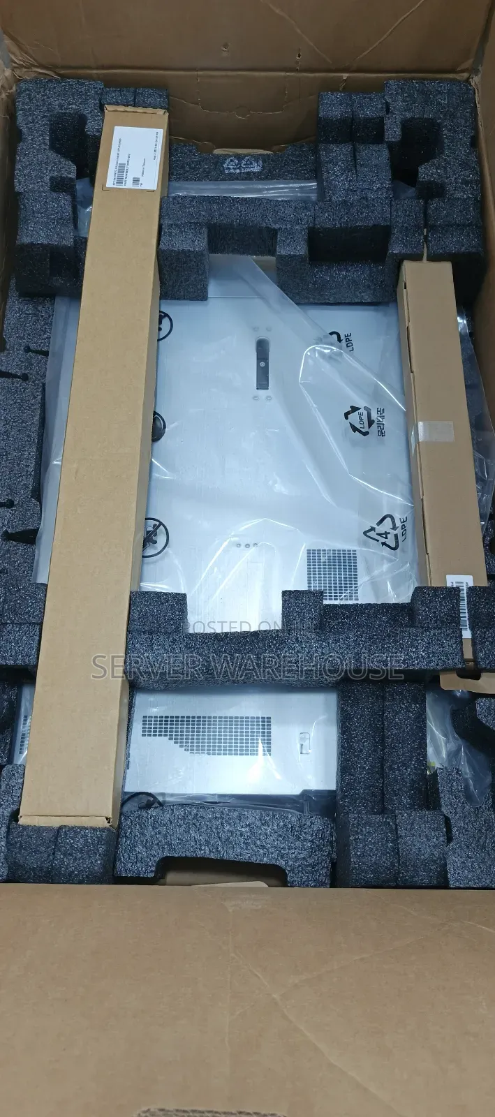 New Server HP ProLiant DL360 Gen10 64GB Intel Xeon HDD 4T