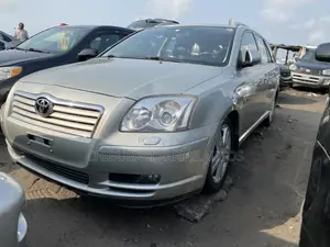 Toyota Avensis 1.8 VVT-i 2006 Silver