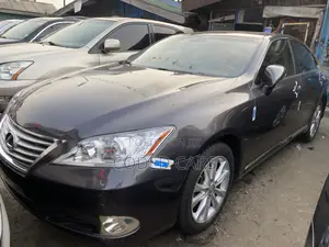 Photo - Lexus ES 350 2010 Gray