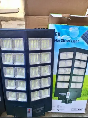 2000watts Solar Streetlight 20eyes With Lithium Battery
