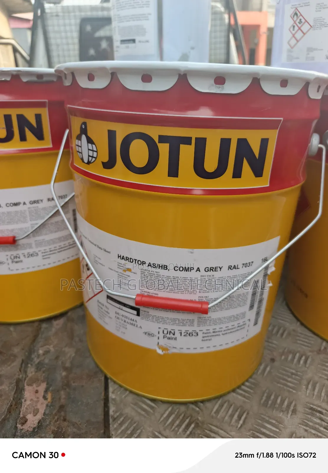 Jotun Hardtop as Grey Component a/B