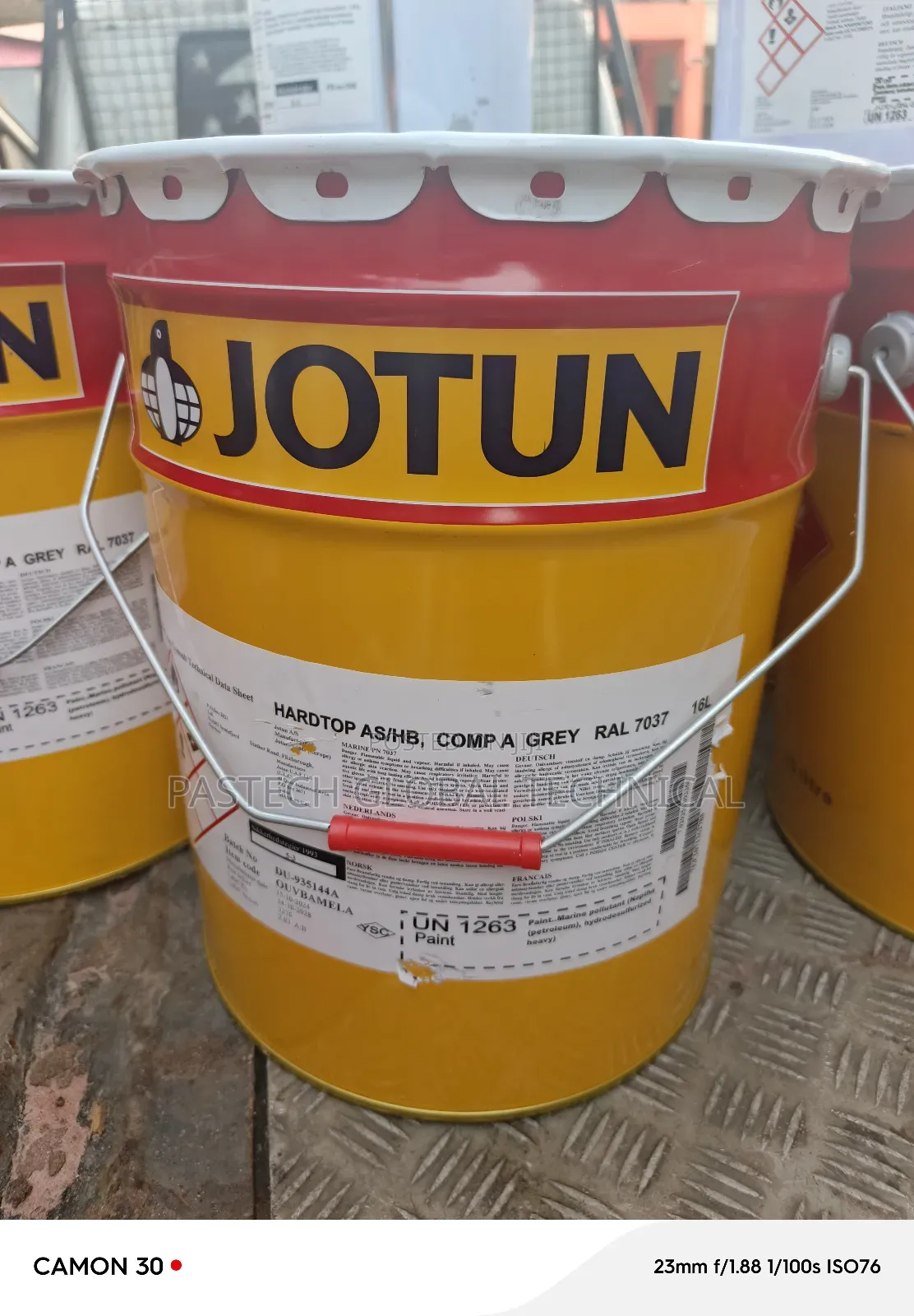 Jotun Hardtop as Grey Component a/B