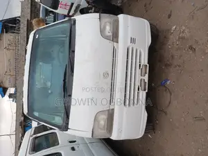 Suzuki Every 2002 White