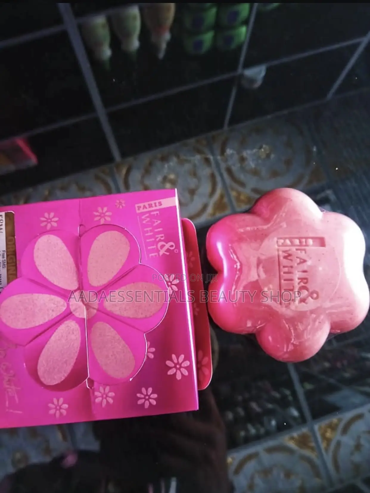 So White Exfoliating Soap