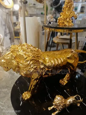 African Wild Lion Statue for Home Decor Brass Art 90x40cm