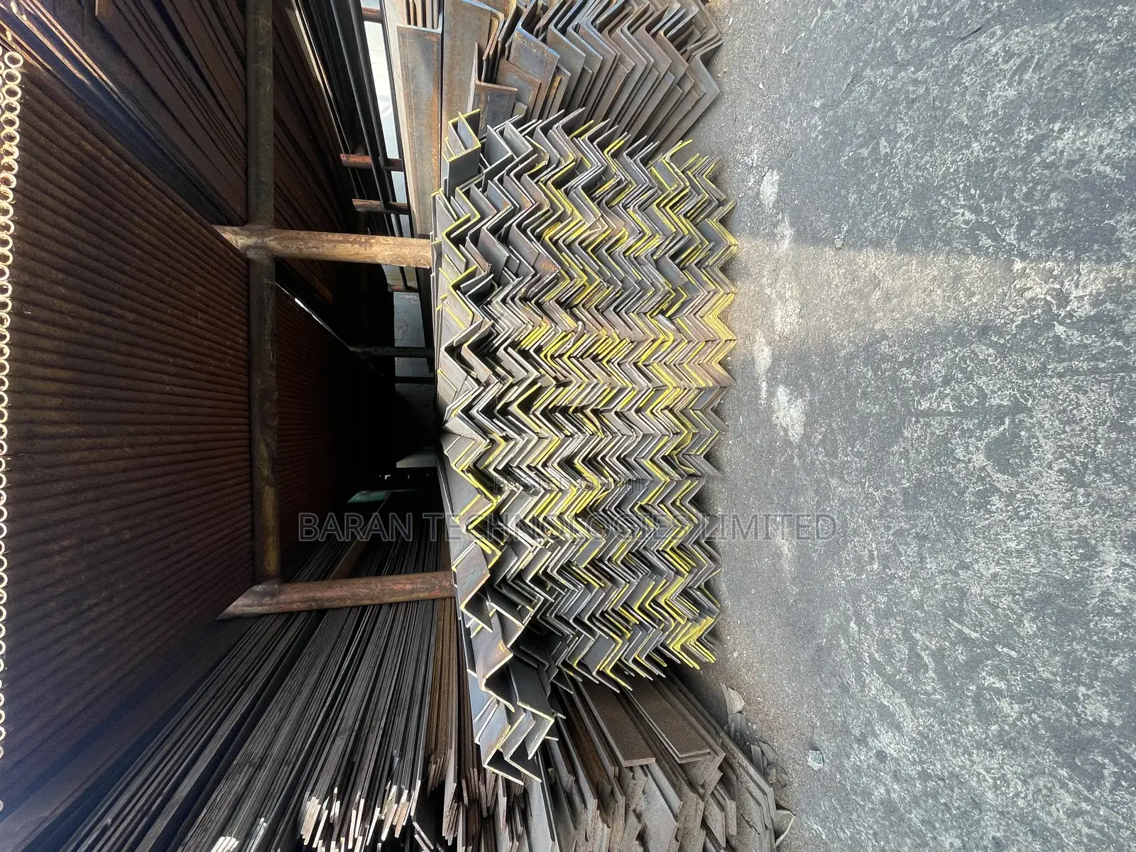 60x60x5mn Angle Iron
