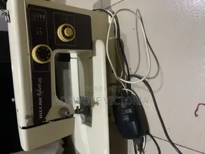 Table Top Sewing Machine