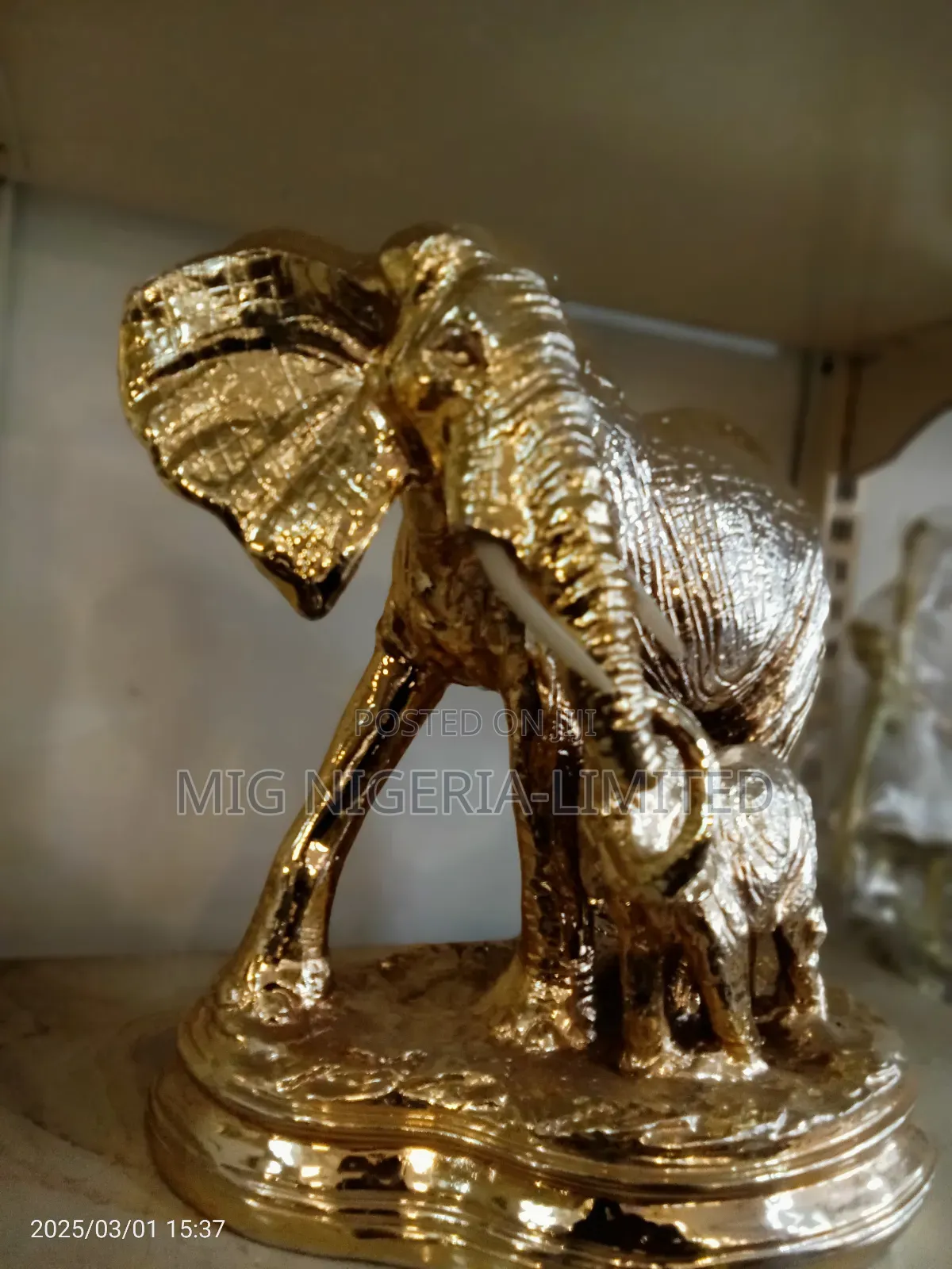 Gold Elephant 2pc Centre Piece Decoration 40cmx35cm