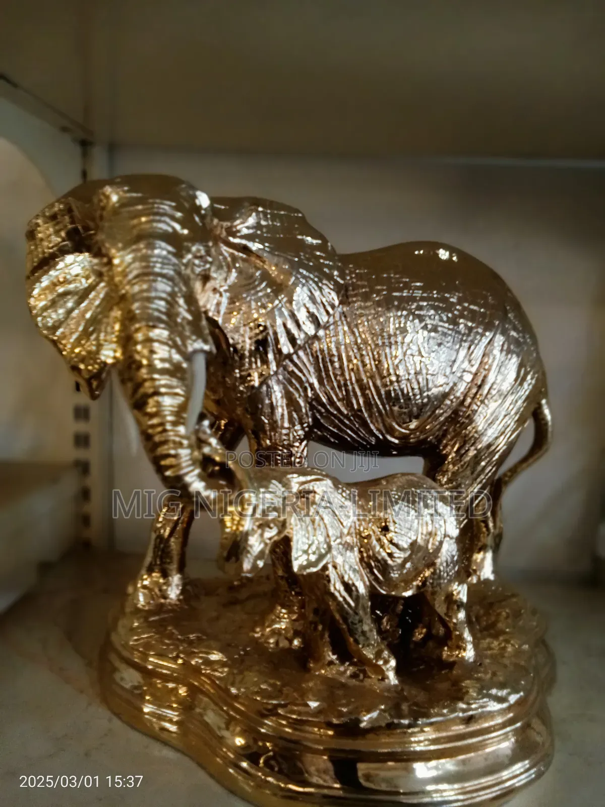 Gold Elephant 2pc Centre Piece Decoration 40cmx35cm