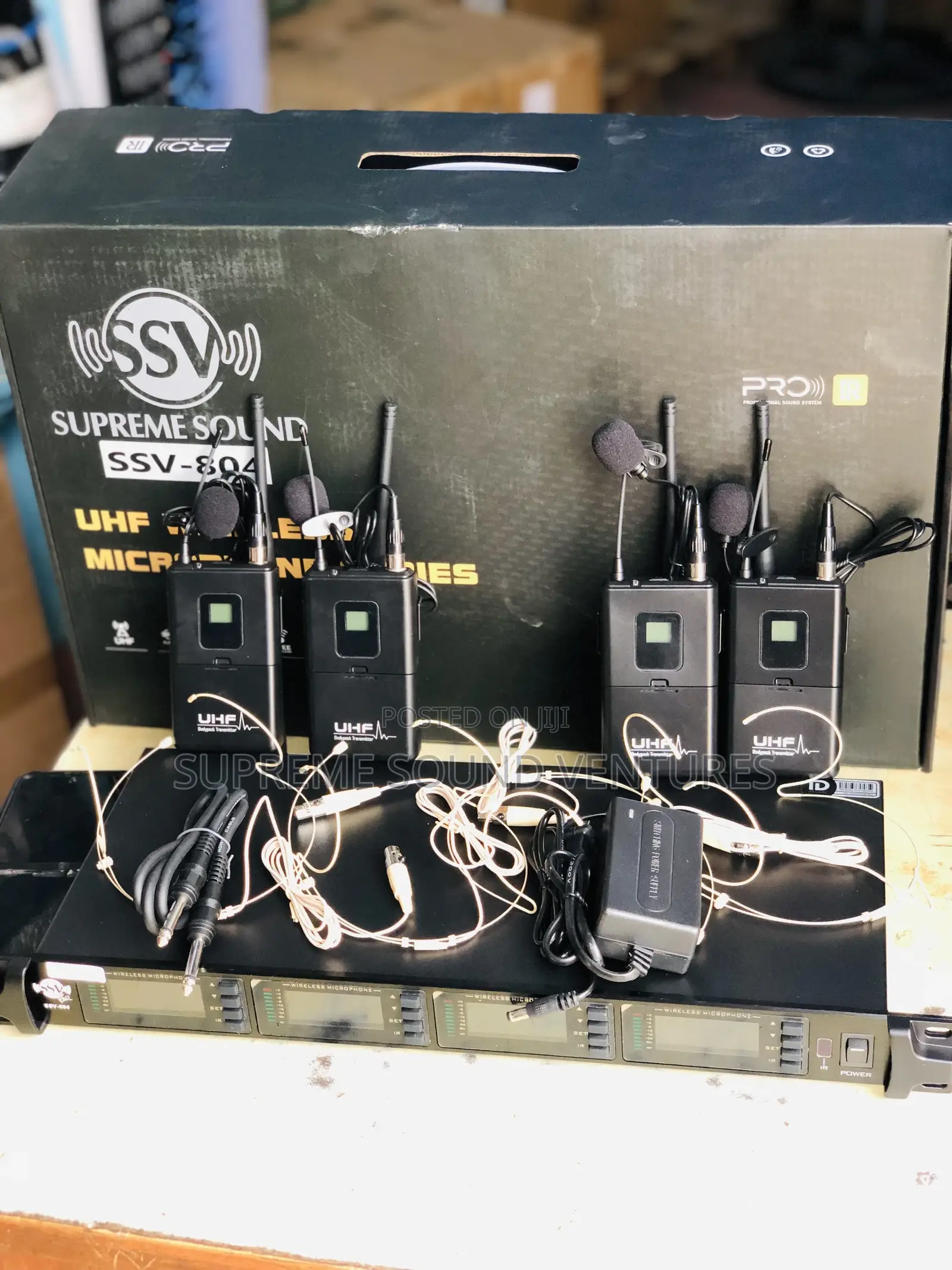 Ssv Quality 4 Lavalier/Lapel Wireless Microphone